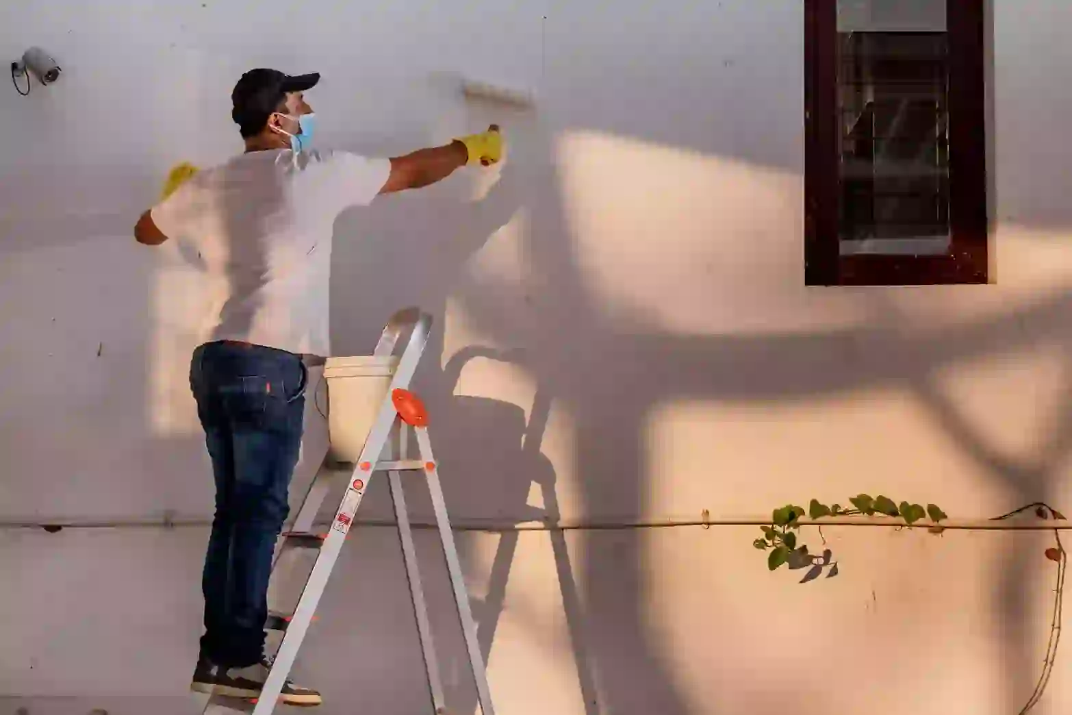 Wall Painting Service Dubai
